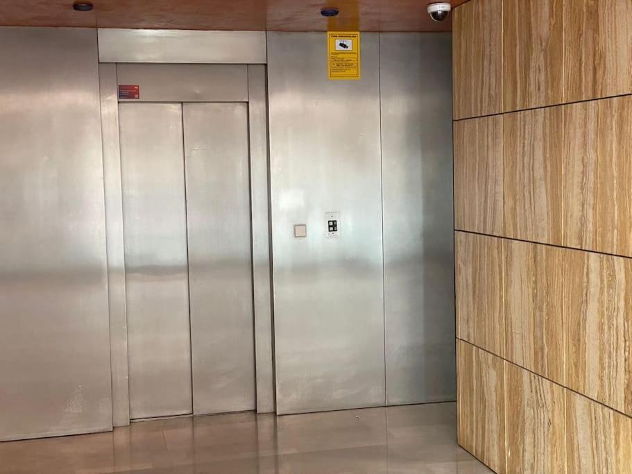Nuevo-luminoso Y Moderno. Parking Gratis!! Apartament Sevilla