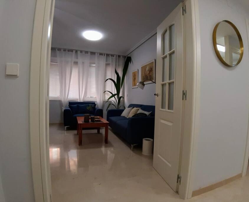 Apartment Nuevo-luminoso Y Moderno. Parking Gratis!! *